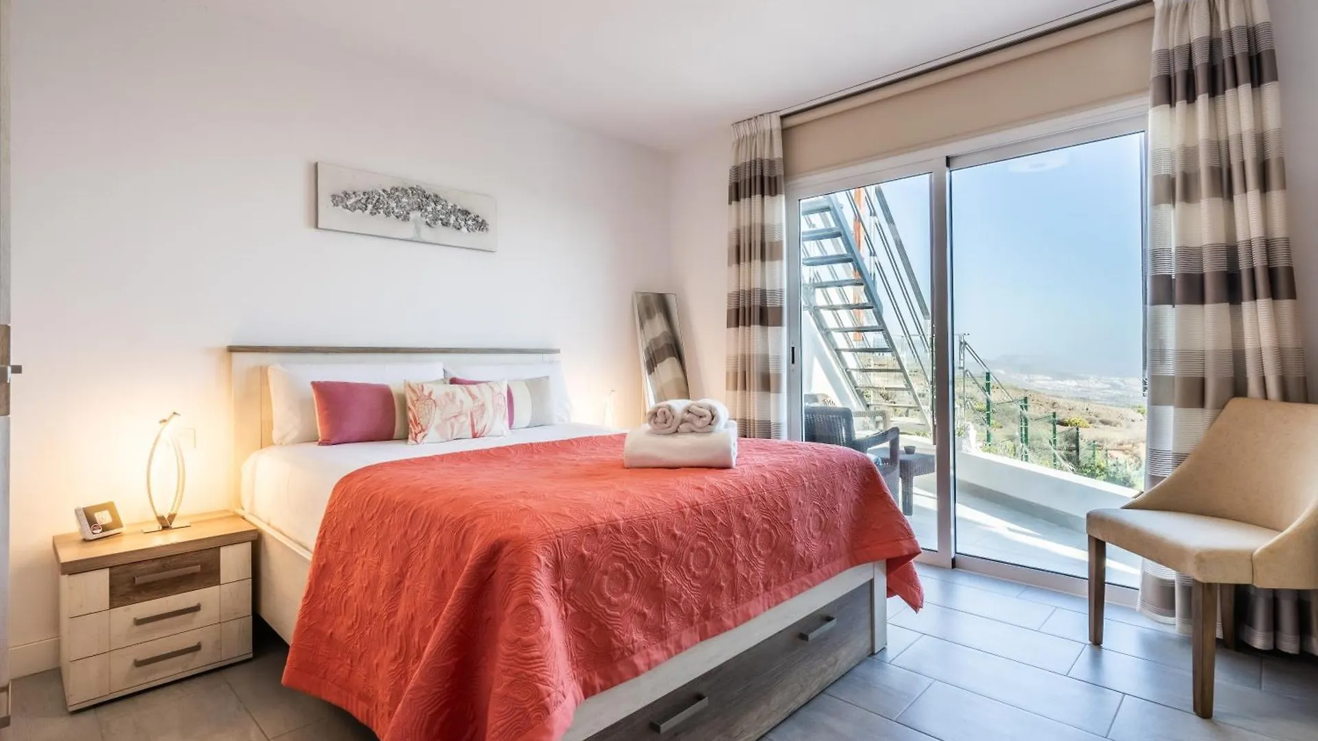 Villa El Rinconcito With Sea View Los Menores 0*,  Spagna