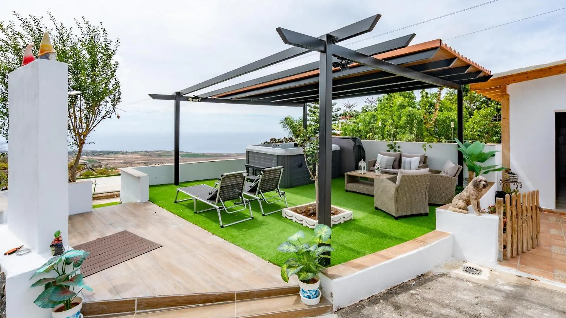Villa El Rinconcito With Sea View Los Menores